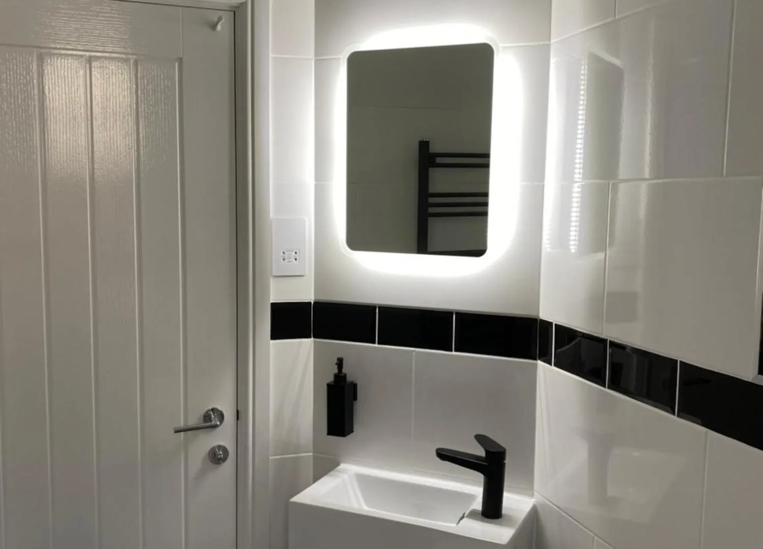Two Bedroom Two Bathrooms Superior Apartment London 0*,  United Kingdom
