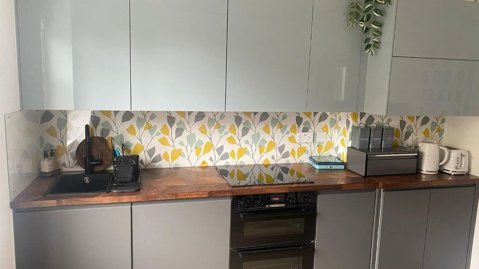 Two Bedroom Two Bathrooms Superior Apartment London