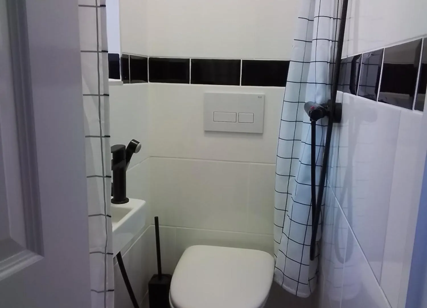 Two Bedroom Two Bathrooms Superior Apartment London 0*,