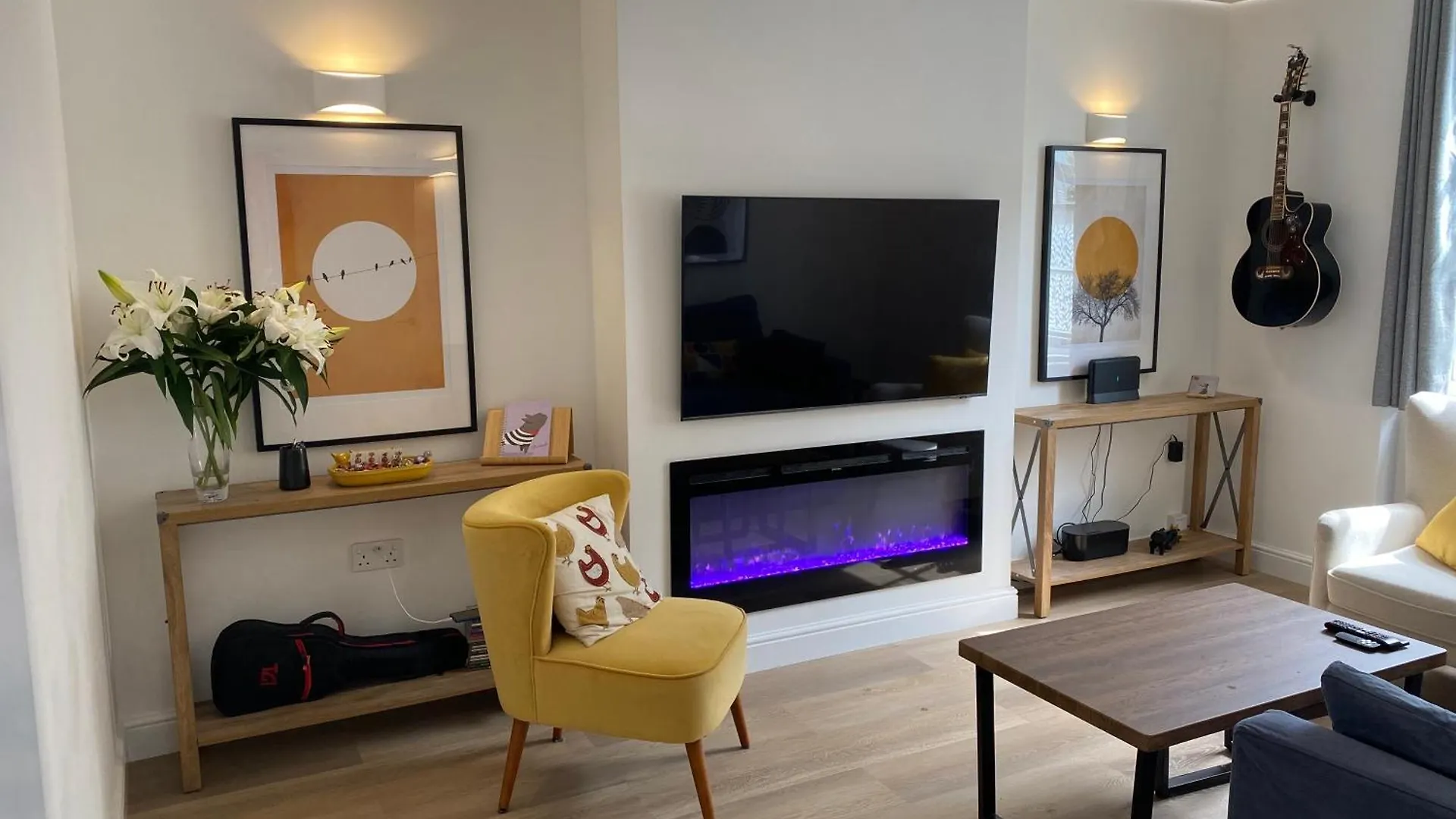 Two Bedroom Two Bathrooms Superior Apartment London